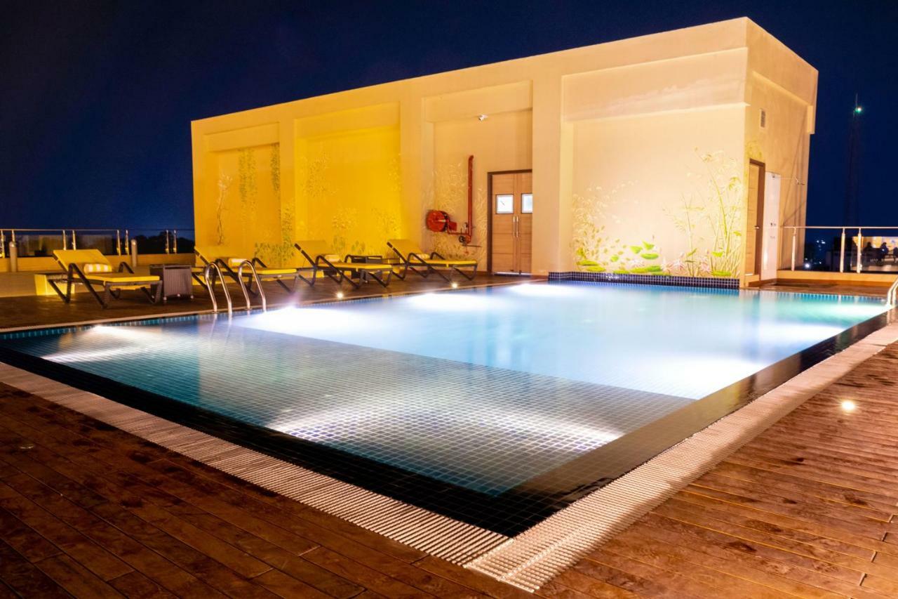 Vivanta Chitwan Bharatpur Bharatpur  Buitenkant foto