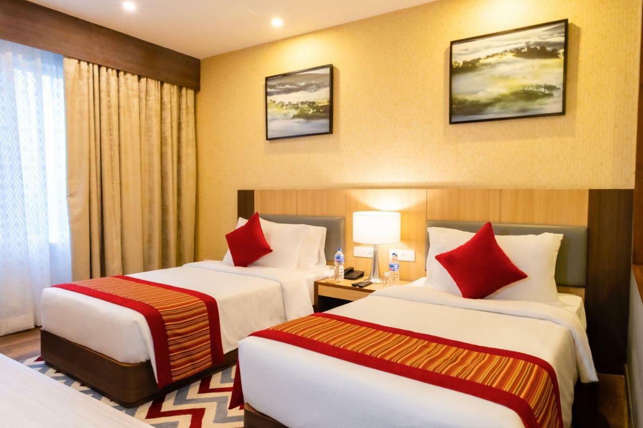 Vivanta Chitwan Bharatpur Bharatpur  Buitenkant foto